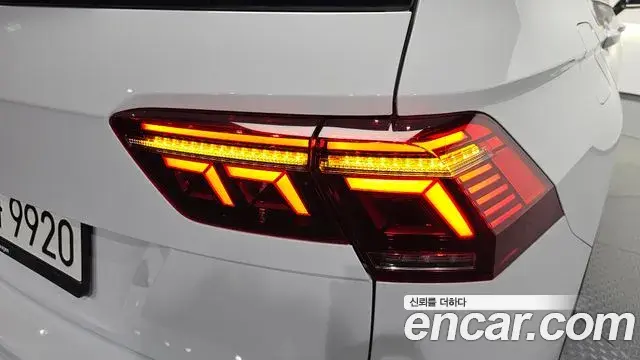 Volkswagen Tiguan Allspace 2023 — Şəkil 18/36