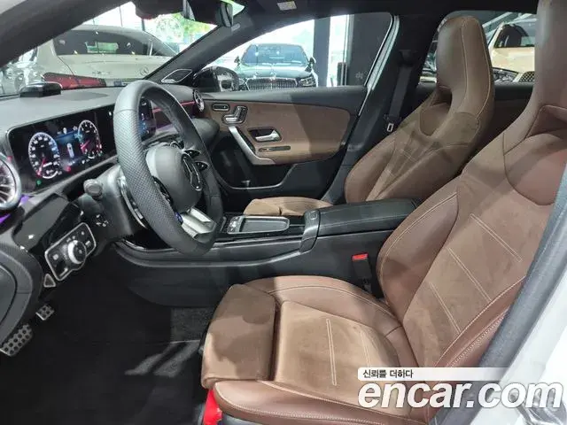 Mercedes-Benz A-Class 2026 — Фото 8/20