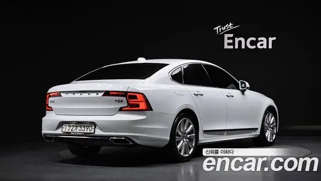 Volvo S90 2019 — Фото 2/20