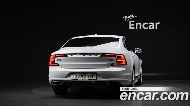 Volvo S90 2019 — Фото 4/20