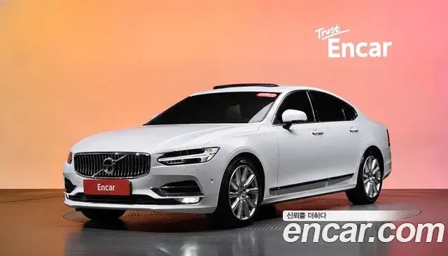 Volvo S90 2019 — Фото 1/20