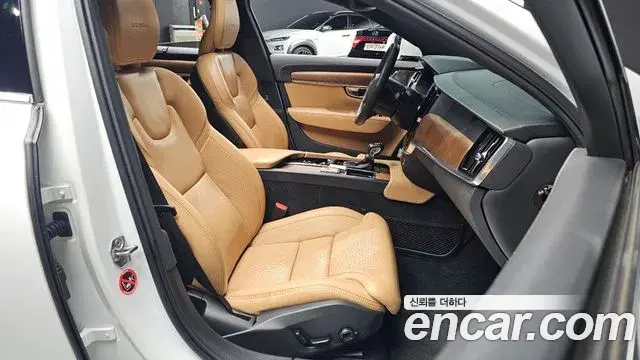 Volvo S90 2019 — ფოტო 2/30