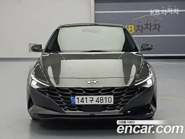Hyundai Avante 2022 — Фото 1/19