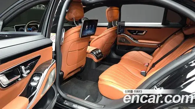 Mercedes-Benz S-Class 2022 — Фото 12/20