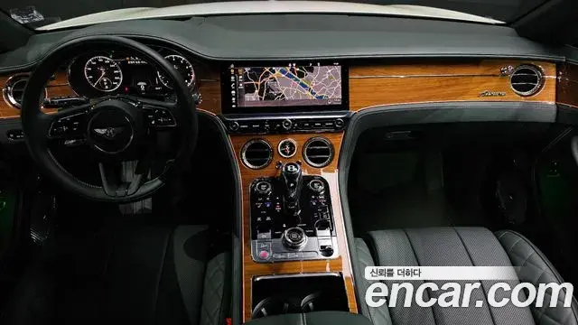 Bentley Continental GT 2023 — ფოტო 1/37