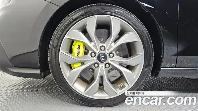 Hyundai i30 2019 — Фото 5/20