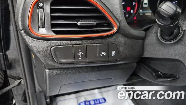 Hyundai i30 2019 — Фото 18/20
