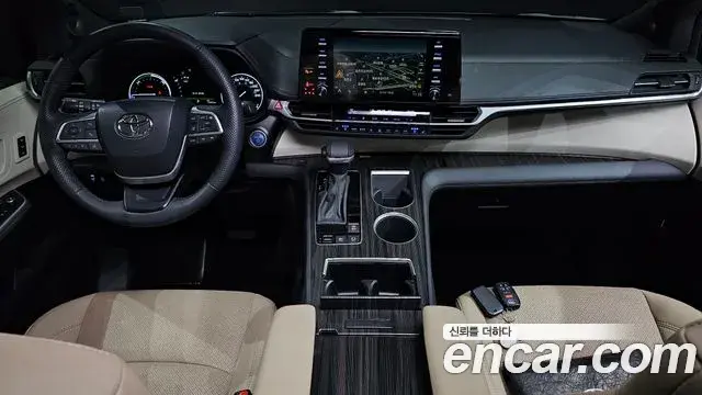 Toyota Sienna 2024 — Photo 26/37