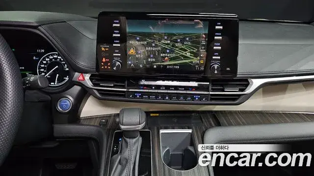 Toyota Sienna 2024 — Photo 13/37