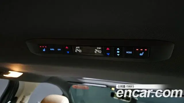 Toyota Sienna 2024 — Photo 14/37