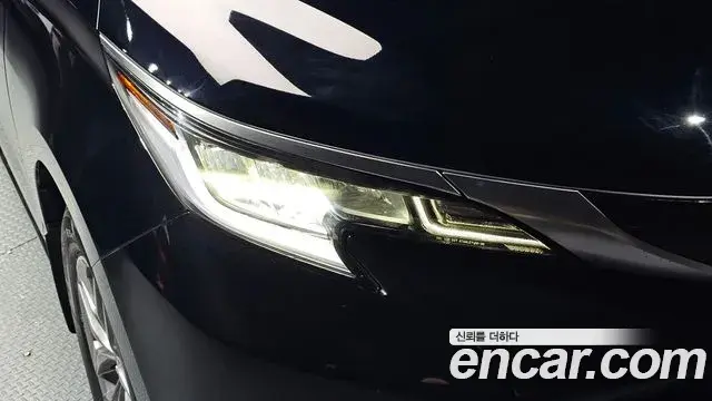 Toyota Sienna 2024 — Photo 31/37