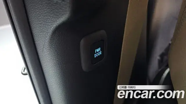 Toyota Sienna 2024 — Photo 12/37