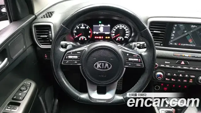 Kia Sportage The Bold 2020 — Фото 13/20