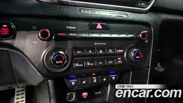 Kia Sportage The Bold 2020 — Фото 16/20
