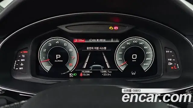 Audi Q7 2022 — Фото 8/20
