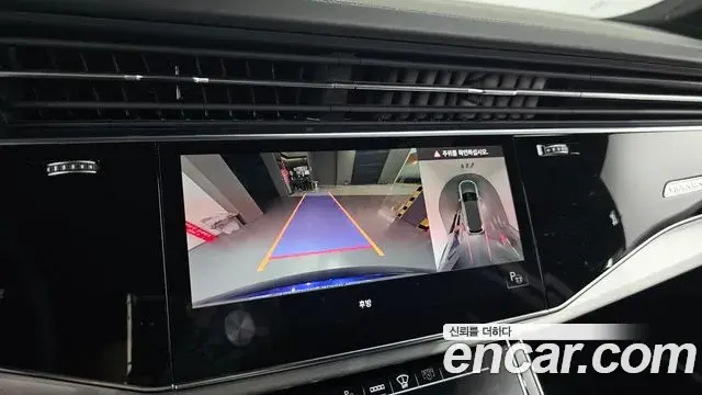 Audi Q7 2022 — Фото 14/20