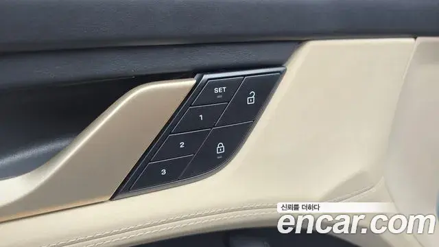 Porsche Taycan 2023 — Photo 10/20