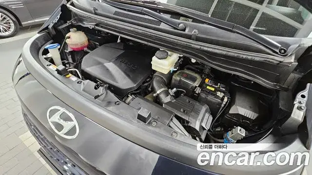 Hyundai Staria 2022 — Photo 10/20