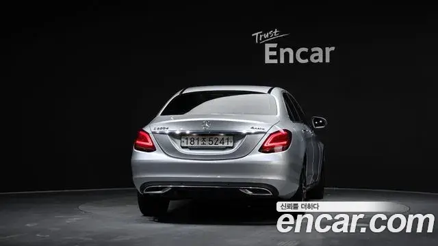 Mercedes-Benz C-Class 2019 — Фото 4/20