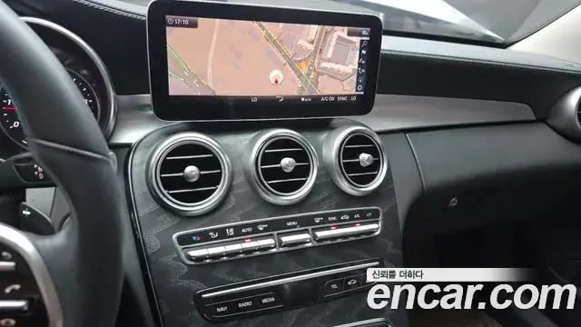 Mercedes-Benz C-Class 2019 — Фото 14/20