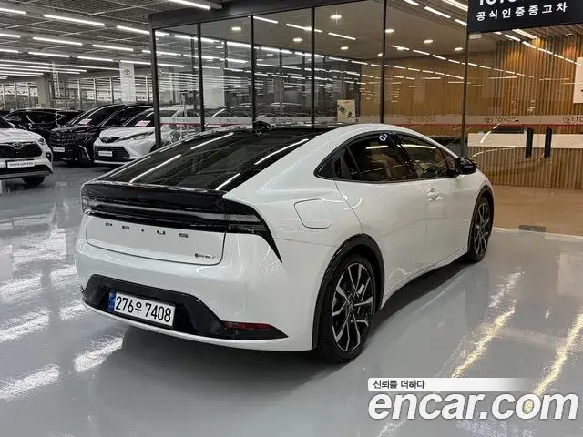 Toyota Prius 2026 — Photo 17/18