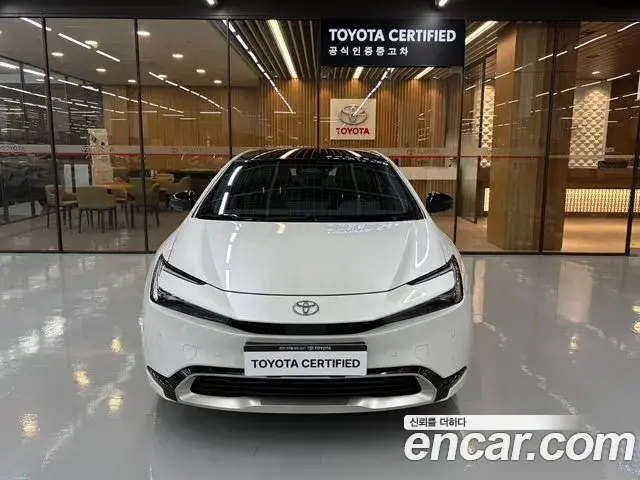 Toyota Prius 2026 — Photo 7/18