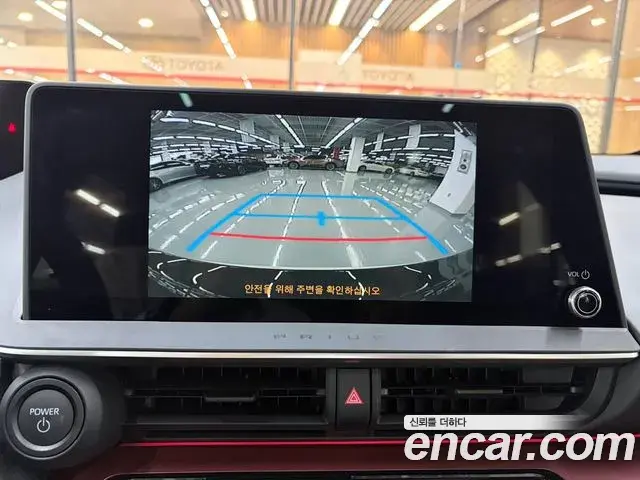 Toyota Prius 2026 — Photo 11/18