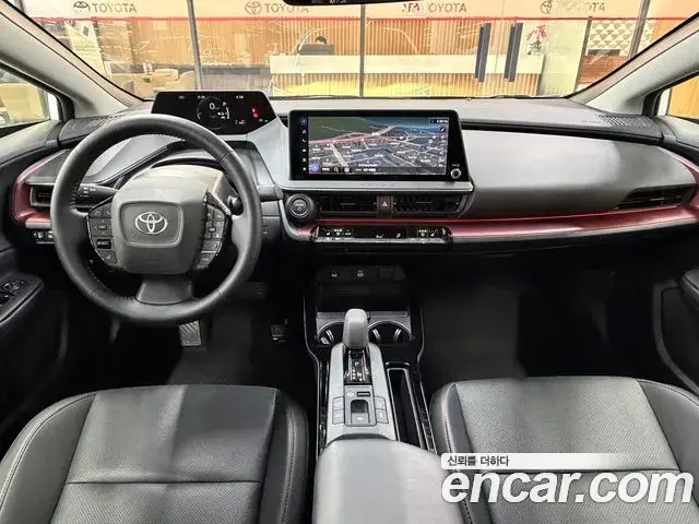 Toyota Prius 2026 — Photo 9/18