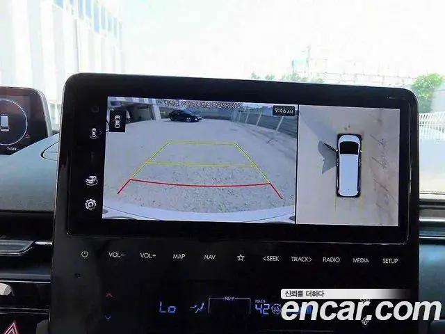 Hyundai Staria 2023 — ფოტო 7/20