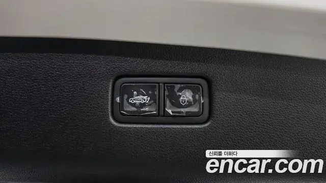 Genesis GV70 2023 — Şəkil 17/20
