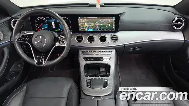 Mercedes-Benz E-Class 2023 — Фото 7/20
