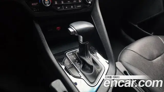 Kia Niro 2020 — Фото 9/20