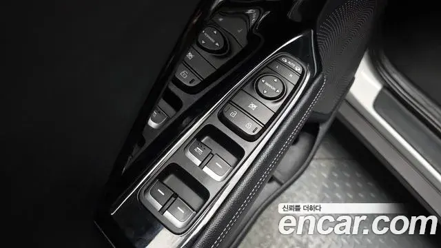 Kia Niro 2020 — Фото 20/20