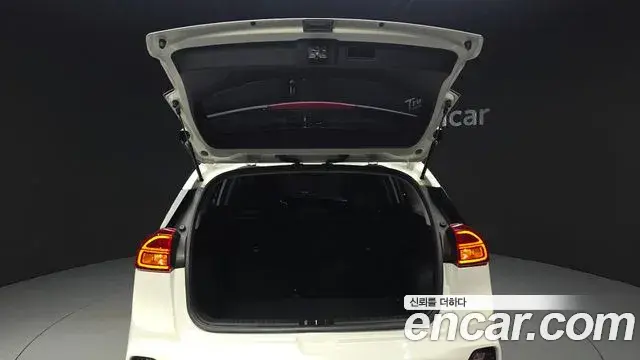 Kia Niro 2020 — Photo 21/29