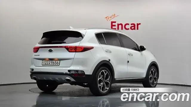 Kia Sportage The Bold 2021 — Фото 2/20