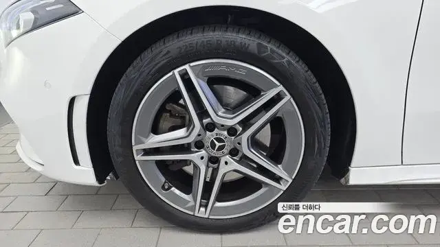 Mercedes-Benz A-Class 2022 — Фото 5/20
