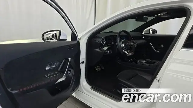 Mercedes-Benz A-Class 2022 — Фото 10/20