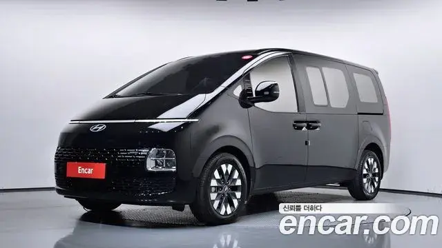 Hyundai Staria 2024 — Фото 1/20