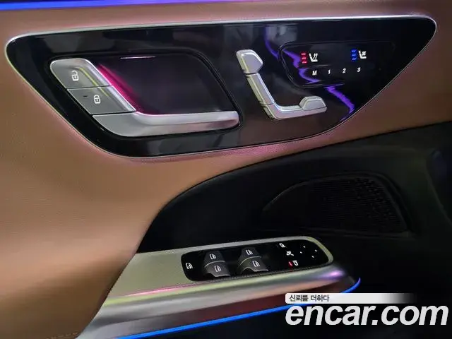 Mercedes-Benz E-Class 2025 — Фото 19/20