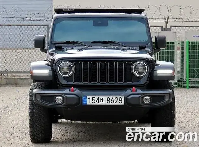 Jeep Wrangler 2024 — Фото 9/19