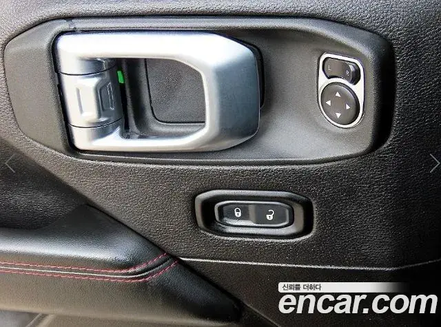 Jeep Wrangler 2024 — Фото 11/19