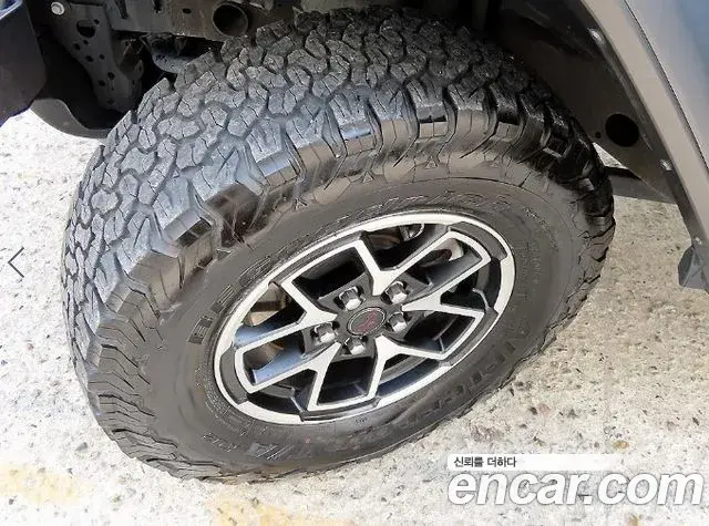 Jeep Wrangler 2024 — Фото 19/19