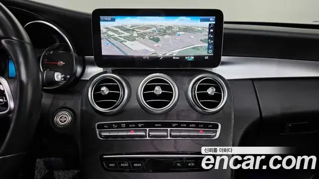 Mercedes-Benz C-Class 2019 — Фото 12/20