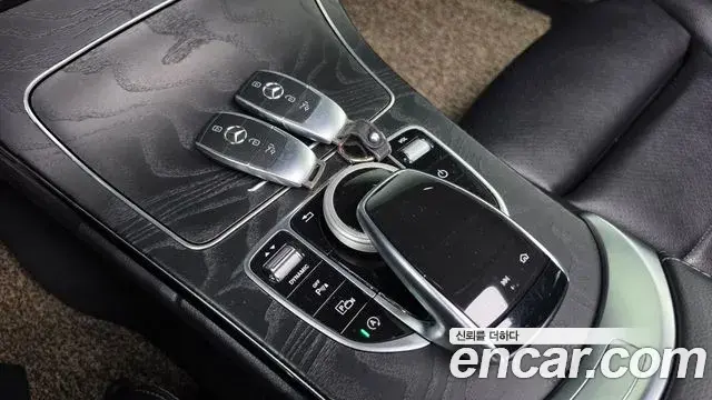 Mercedes-Benz C-Class 2019 — Фото 17/20