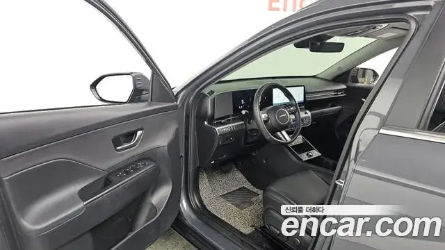 Hyundai Kona 2023 — Фото 10/20