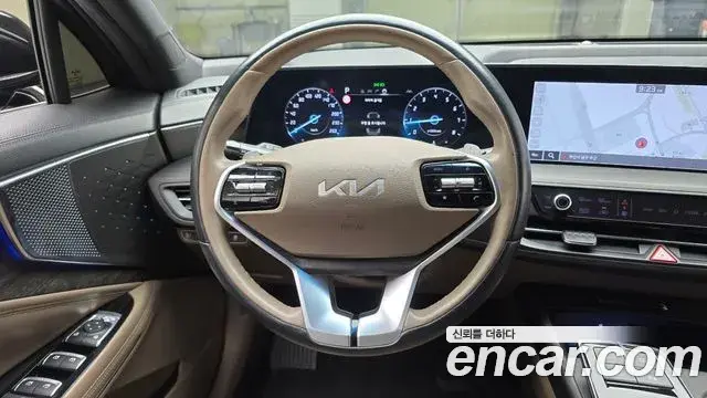 Kia K8 2023 — Photo 13/20