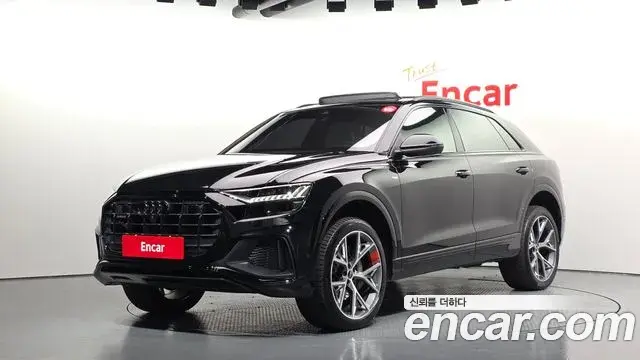 Audi Q7 2023 — Фото 1/20