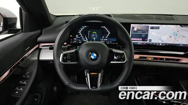 BMW 5 Series 2025 — Фото 13/20