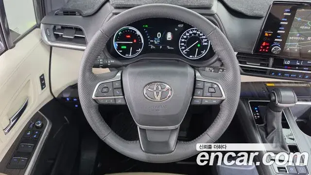 Toyota Sienna 2024 — Фото 13/20