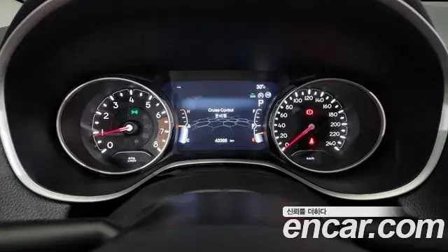 Jeep Compass 2020 — Şəkil 13/20